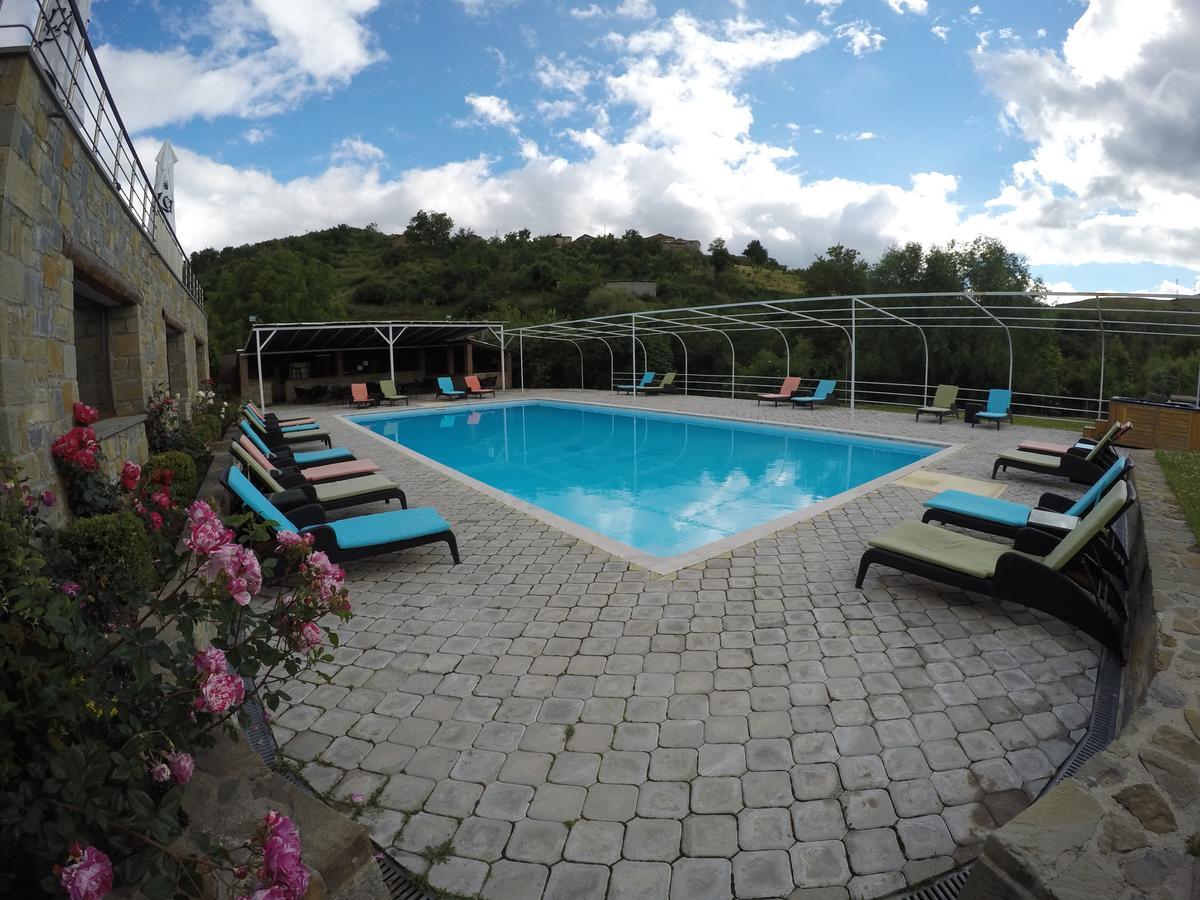Johnny 4* Kamenice